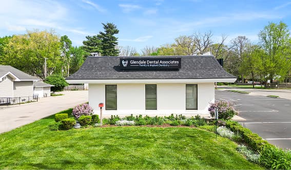 Glendale Dental Associates in Indianapolis, IN